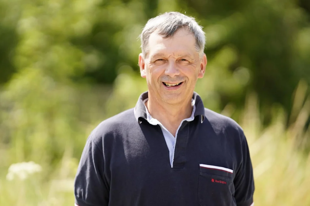 Bauer Johann (60) – Ein emotionaler Neustart | Rührende Geschichte: Nach dem Tod seiner Frau wagt der Rinderzüchter den Schritt ins TV, um die Einsamkeit zu beenden.