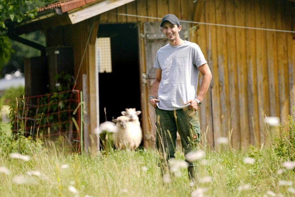 bauer-sucht-frau-bauer-michael-schafszuechter |