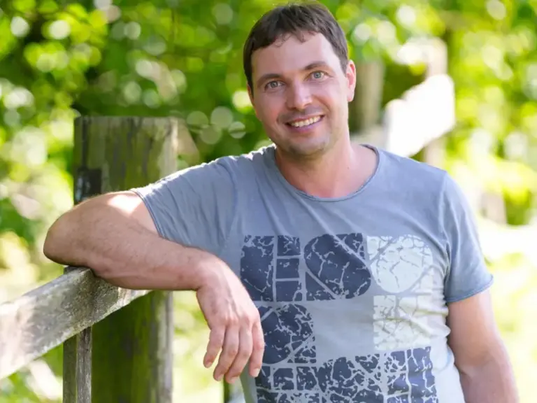 Bio Bauer Manfred verliebt in Zuuschauerin Rebekka