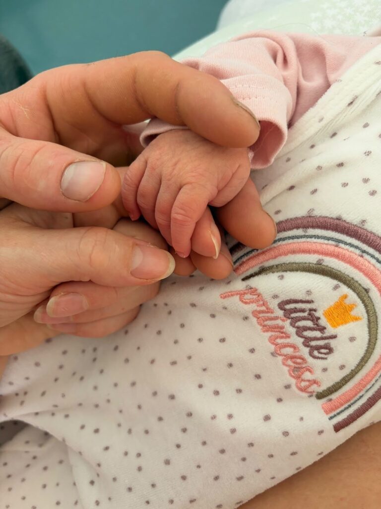 Christina & Manuel: Baby Rosalie ist da