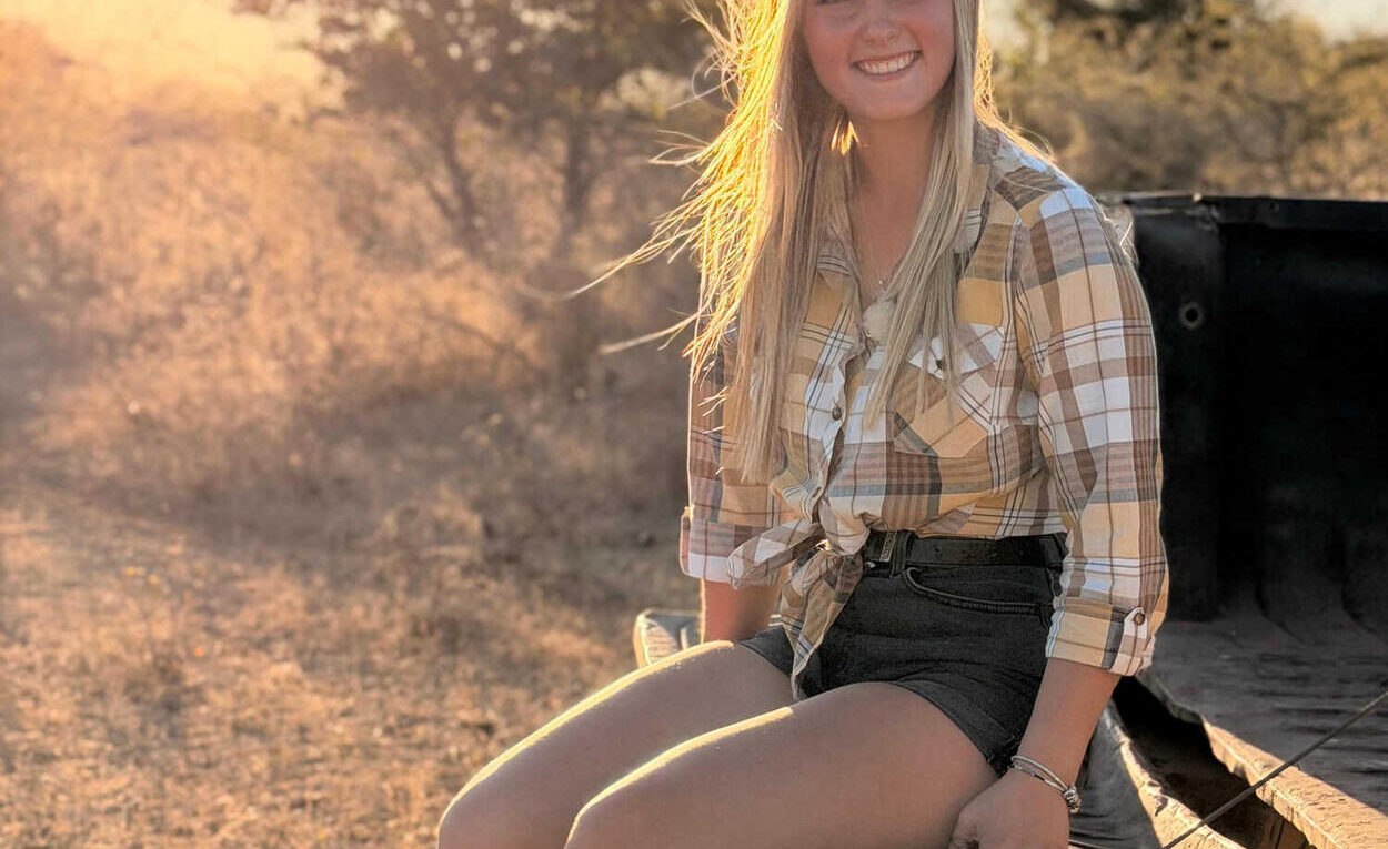 Maike aus Bauer sucht Frau International — jüngste Kandidatin auf ihrer Rinderfarm in Namibia